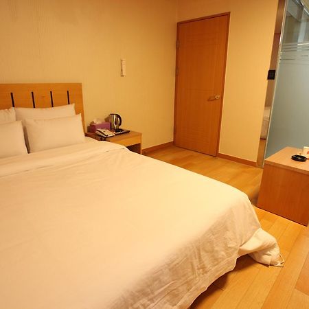 סיאול Prince Hotel מראה חיצוני תמונה